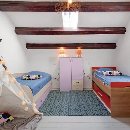 Four-bedroom In Feriehus *